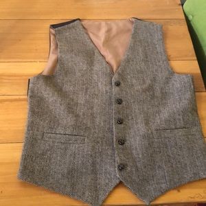 Men’s tweed vest, worn for a wedding